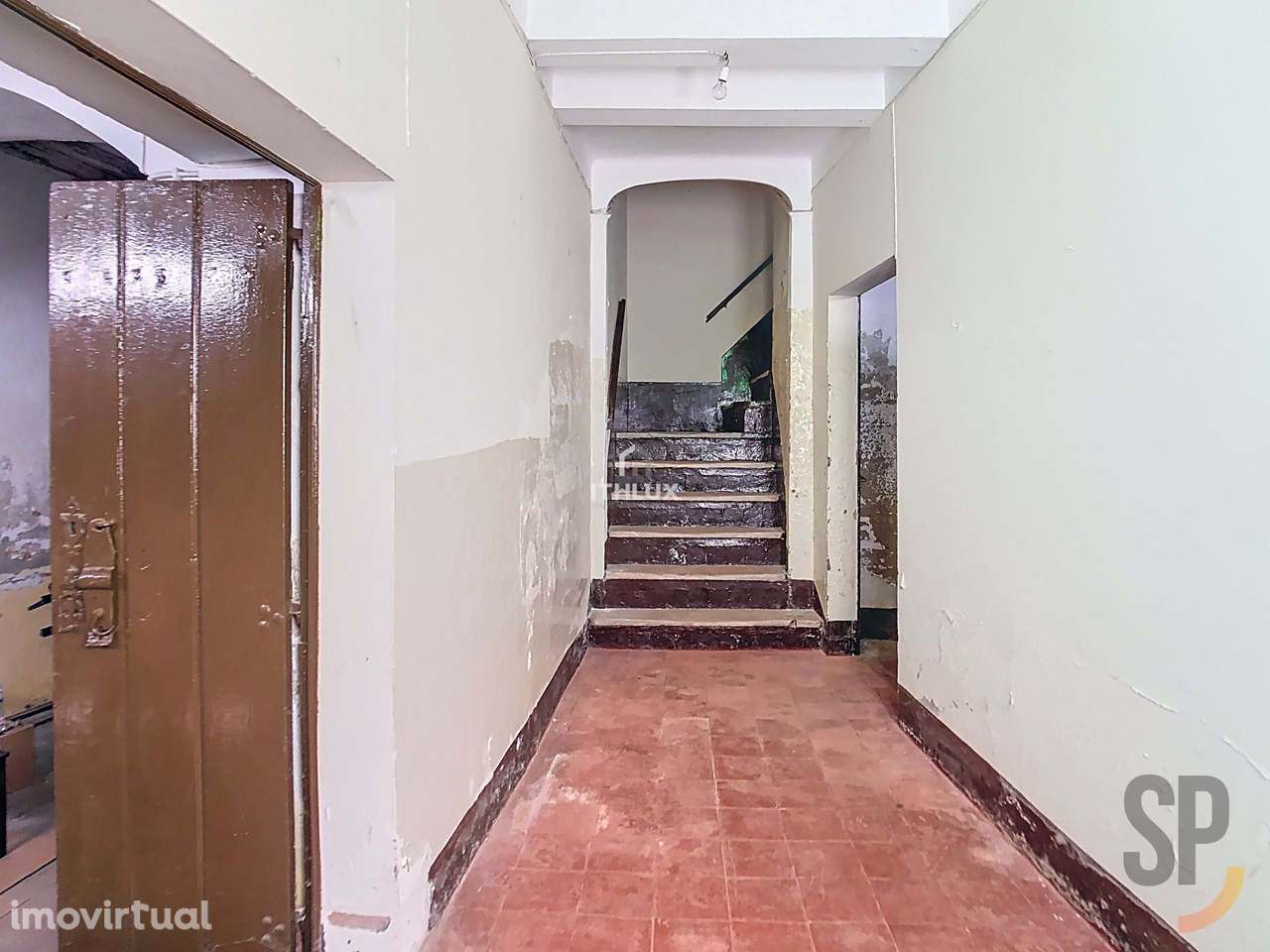 Viver ou Investir no Coração de Elvas – Um Imóvel Único com Potencial - Grande imagem: 5/54