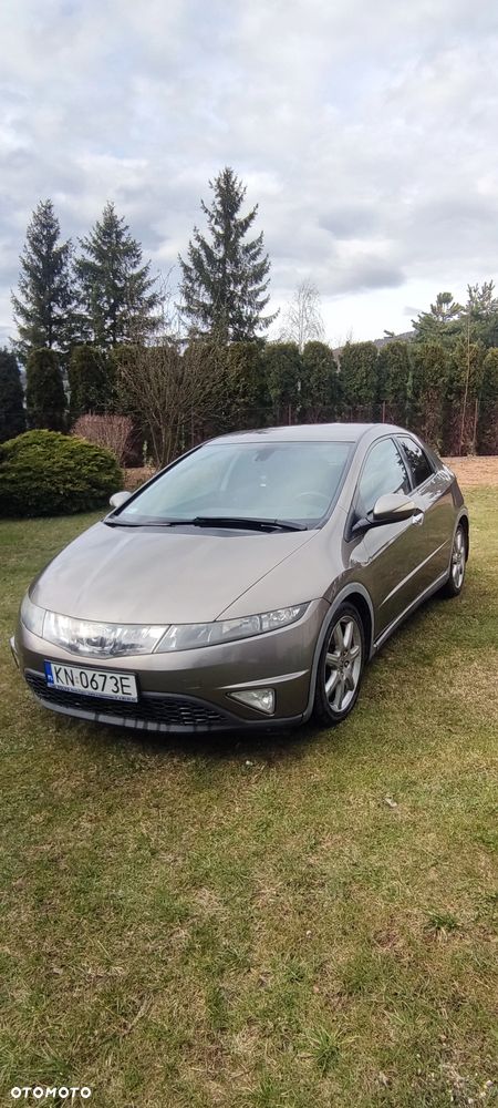 Honda Civic 1.8 Comfort - 1
