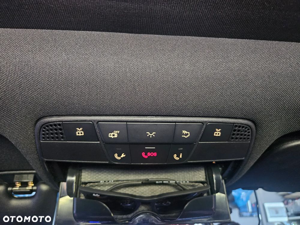 Mercedes-Benz GLC 300 4Matic 9G-TRONIC - 33