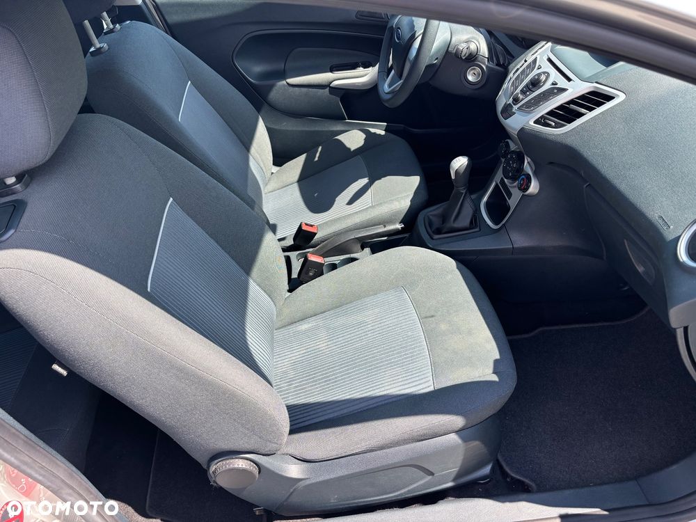 Ford Fiesta 1.25 Trend Edition - 12