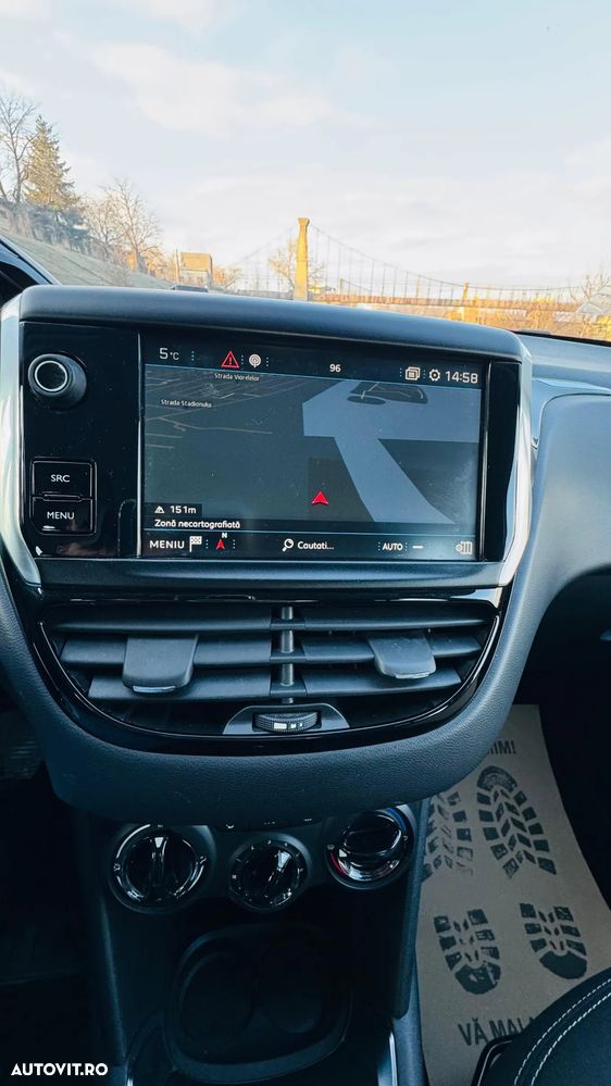 Peugeot 208 PureTech 82 Active - 19