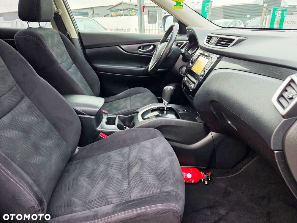 Nissan X-Trail 2.0 dCi Tekna 2WD Xtronic - 32