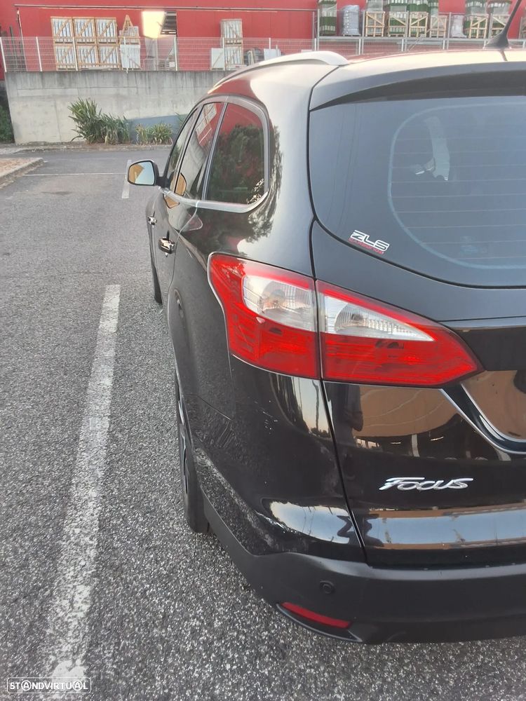 Ford Focus SW 1.6 TDCi Titanium Econetic - 4