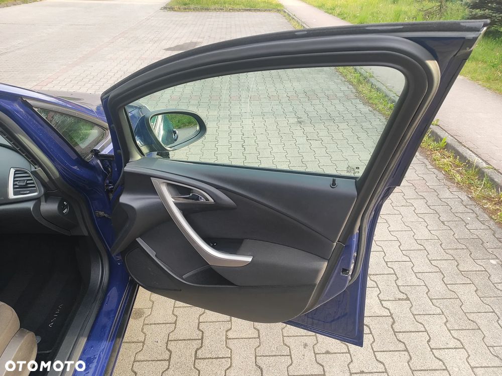 Opel Astra 1.4 EcoFLEX Design Edition - 36