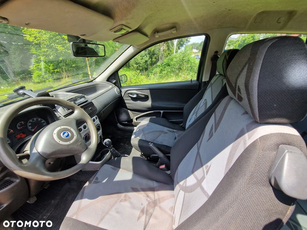 Fiat Punto - 4