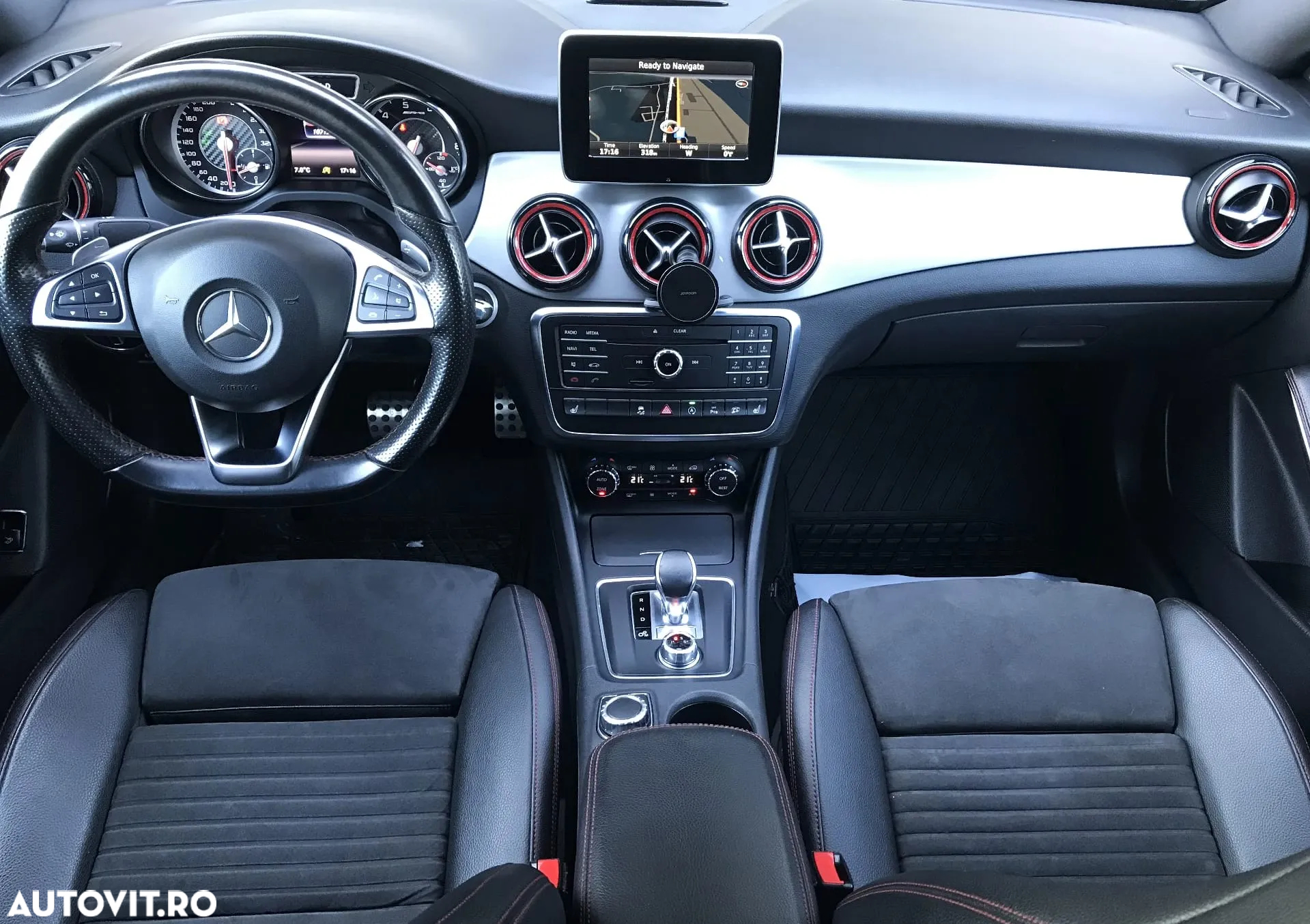 Mercedes-Benz CLA AMG 45 4Matic 7G-DCT - 5