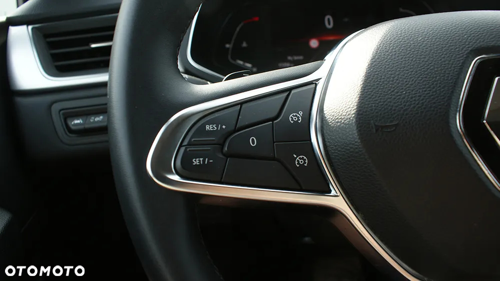 Renault Captur 1.3 TCe mHEV Intens EDC - 18