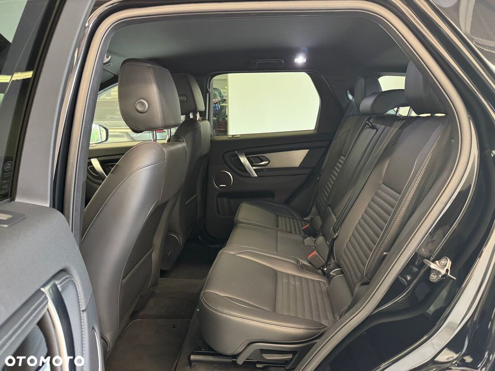 Land Rover Discovery Sport - 23