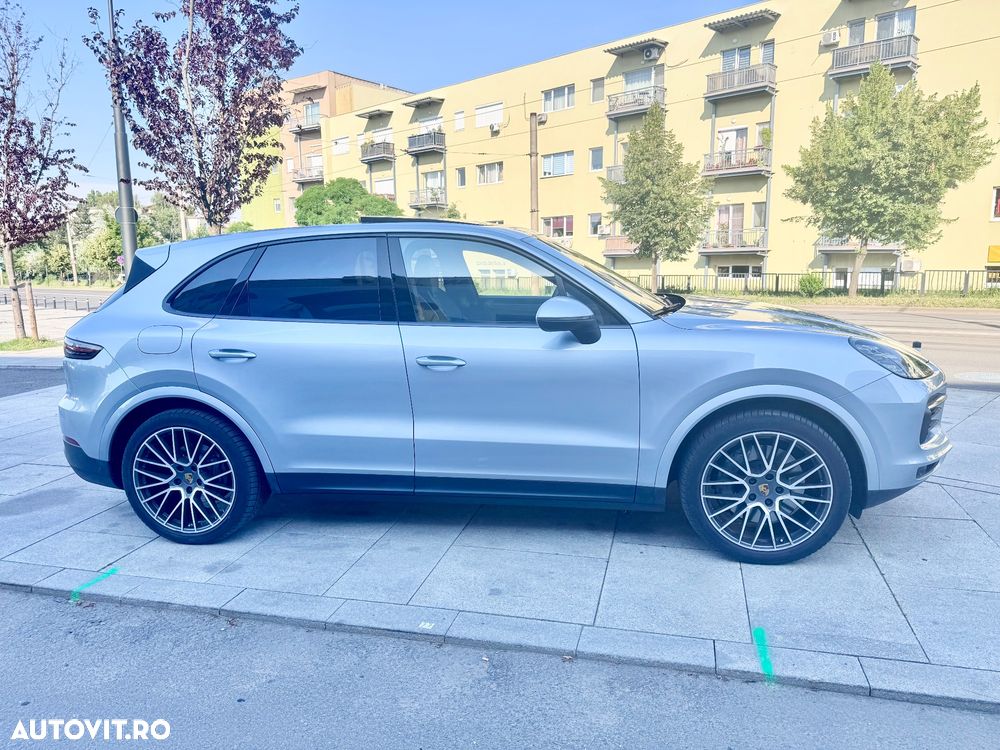 Porsche Cayenne S - 12