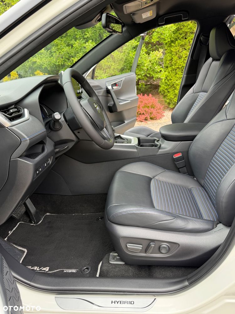 Toyota RAV4 2.5 Hybrid Selection 4x4 - 18