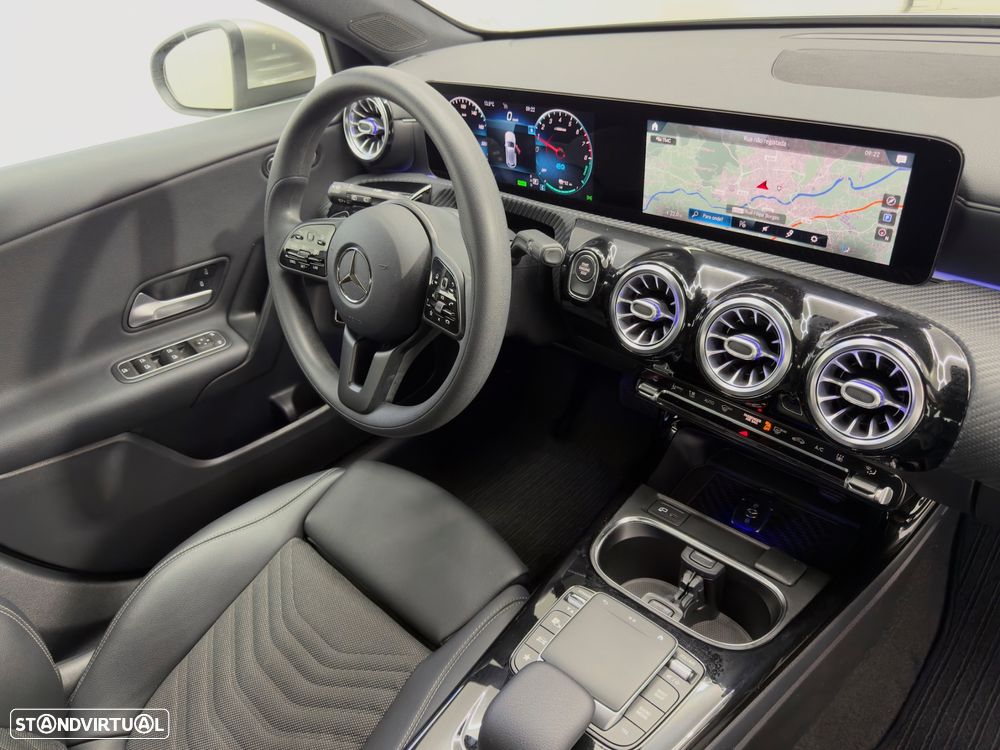 Mercedes-Benz A 250 e 8G-DCT Style - 19