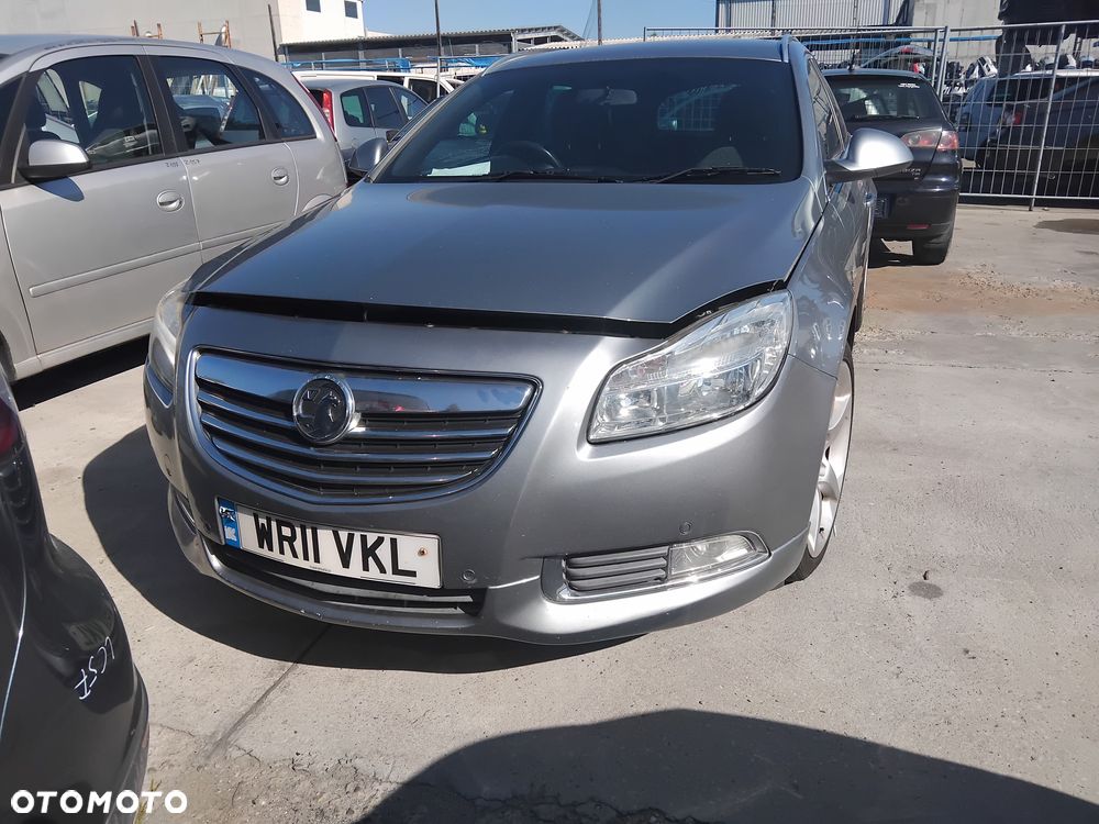 Opel insignia A OPC-line z silnikiem 2,0 cdti A20DTH i skrzynią manualną F40 lakier kod Z179 części - 1