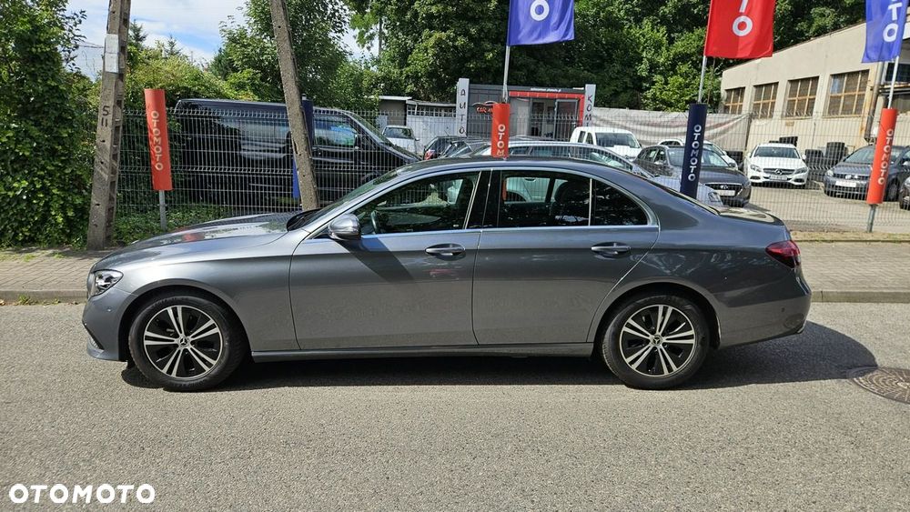 Mercedes-Benz Klasa E 200 d 9G-TRONIC Night Edition - 12