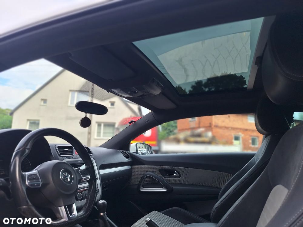 Volkswagen Scirocco - 14
