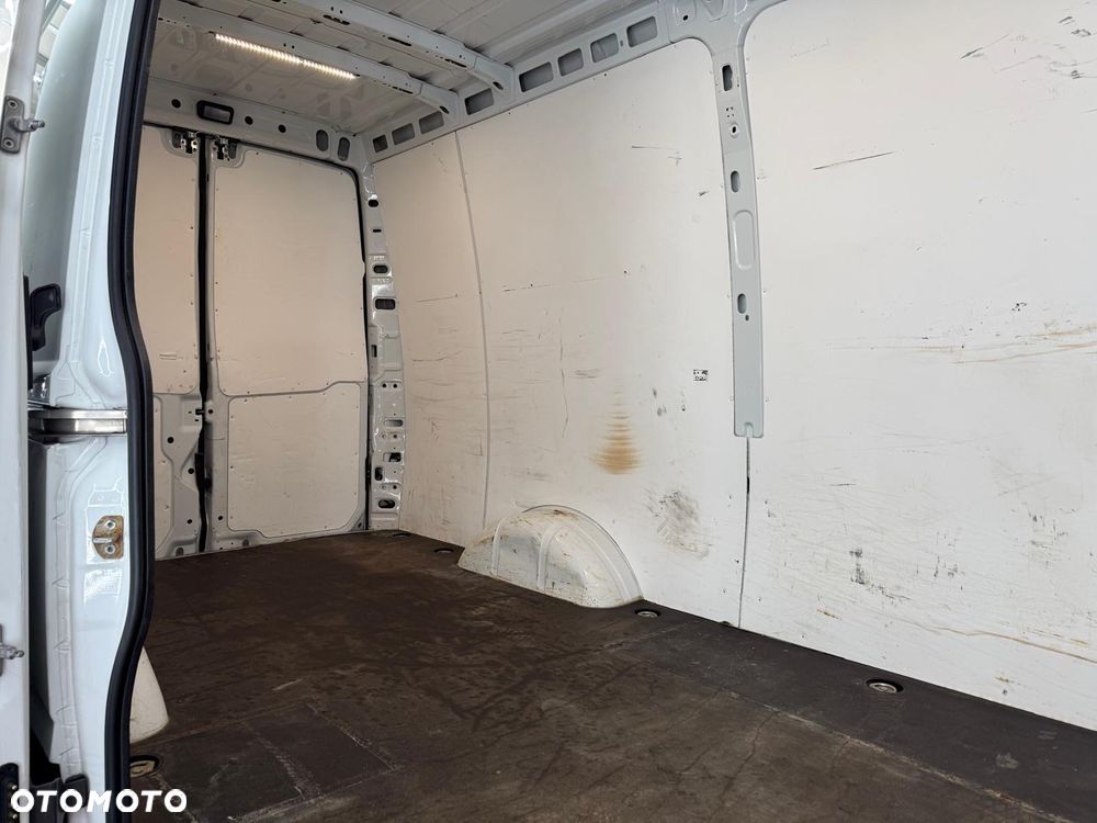 Iveco DAILY - 26