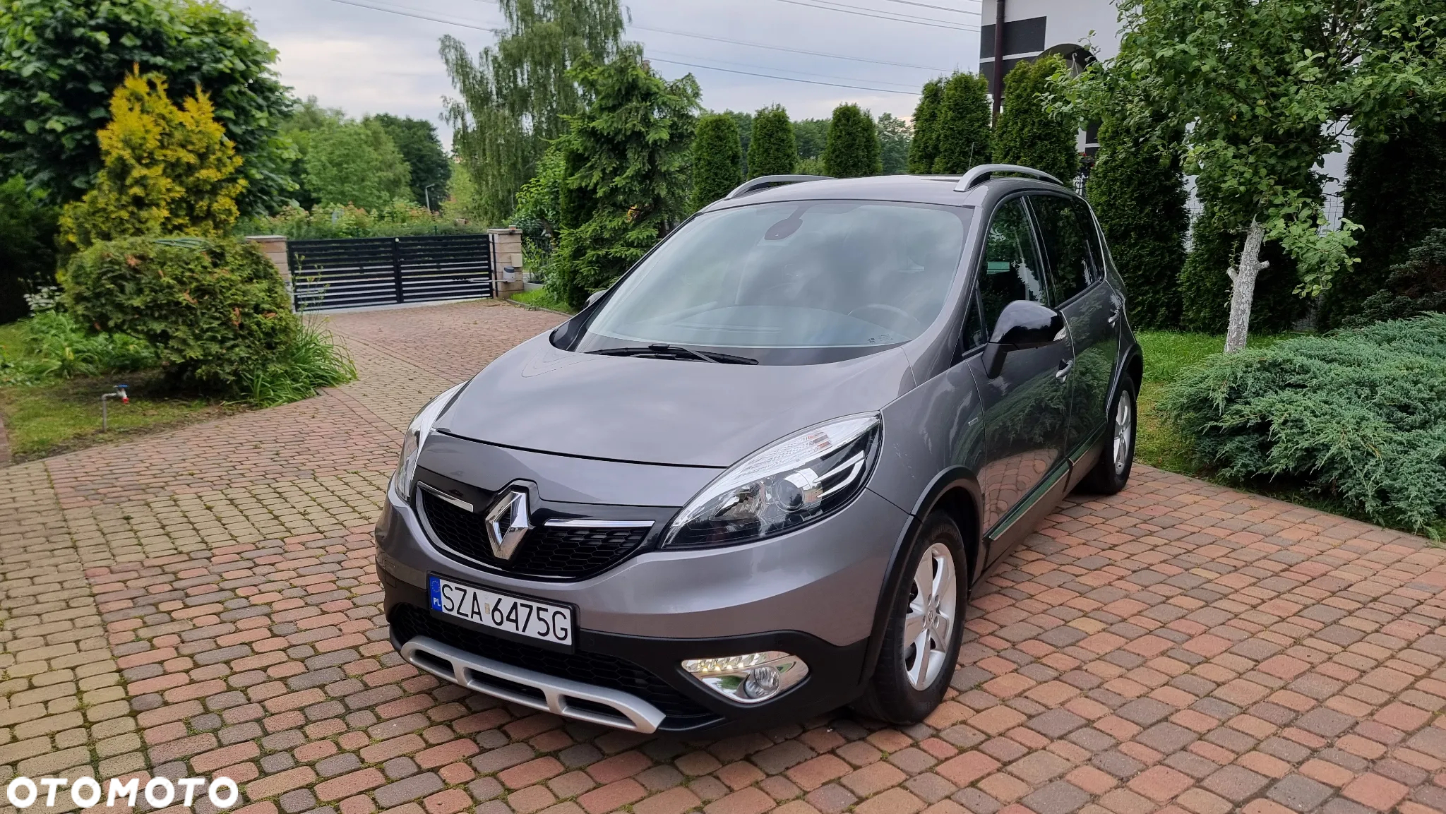 Renault Scenic Xmod 1.5 dCi Bose EDition - 11