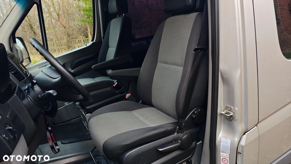 Volkswagen Crafter - 14