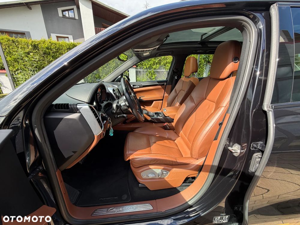 Porsche Cayenne Tiptronic S - 25