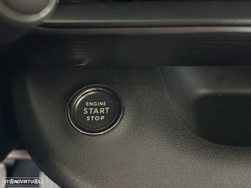 Jeep Avenger 1.2 GSE T3 Altitude - 19