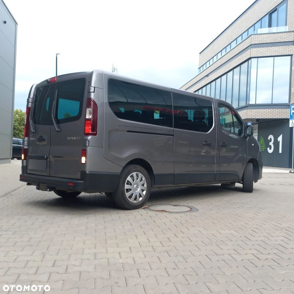 Renault Trafic Grand SpaceClass 2.0 dCi - 4