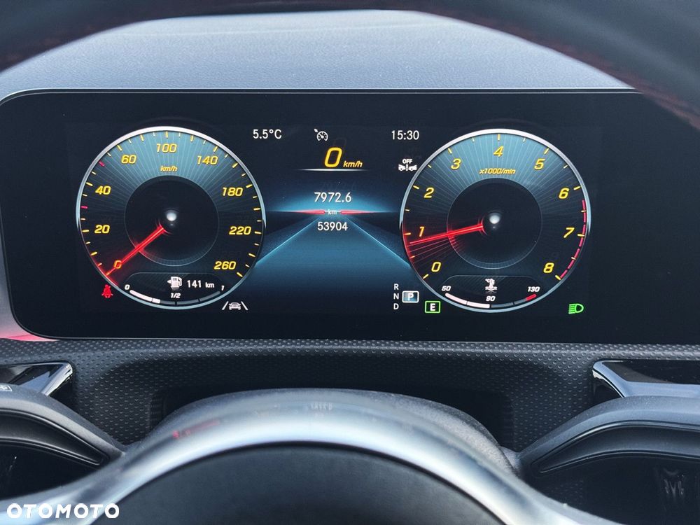 Mercedes-Benz CLA - 10