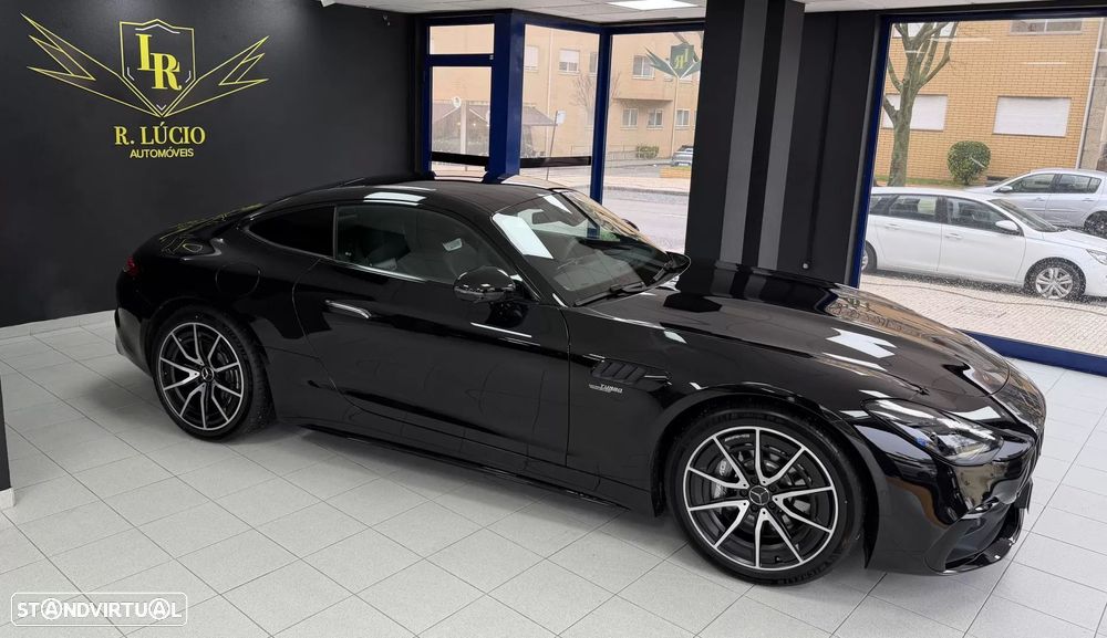 Mercedes-Benz AMG GT 43 - 13