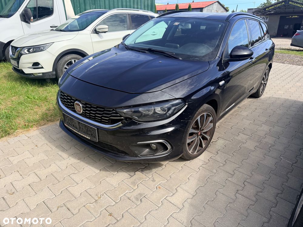 Fiat Tipo 1.4 T-Jet Lounge - 1