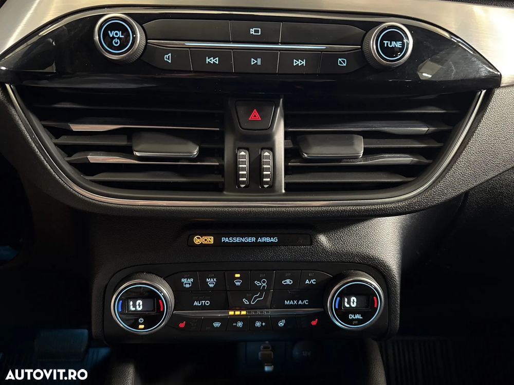 Ford Kuga - 19
