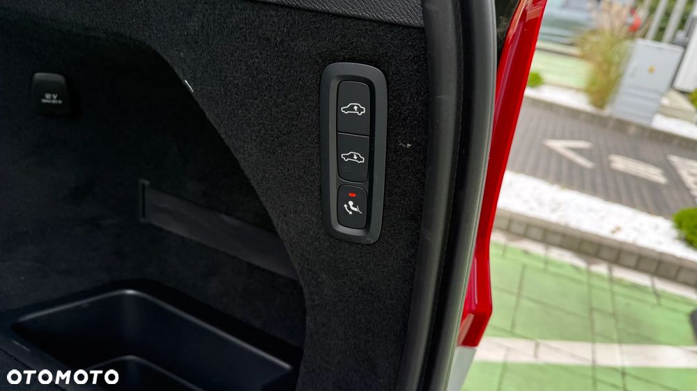 Volvo XC 90 - 13