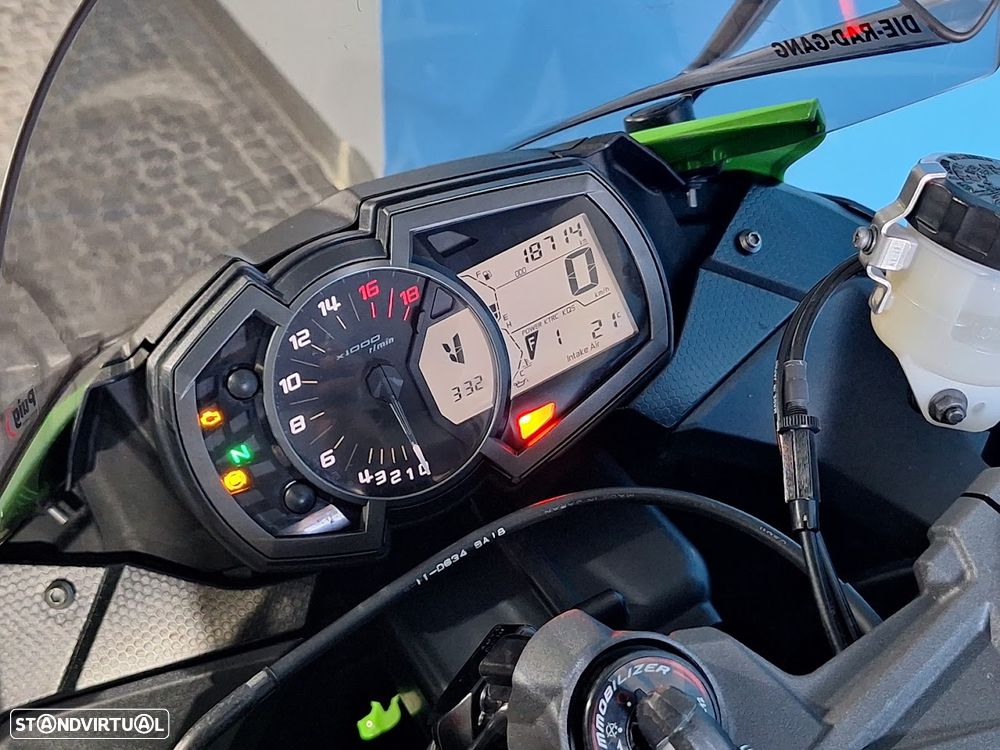 Kawasaki Ninja ZX-6R 636 - 10