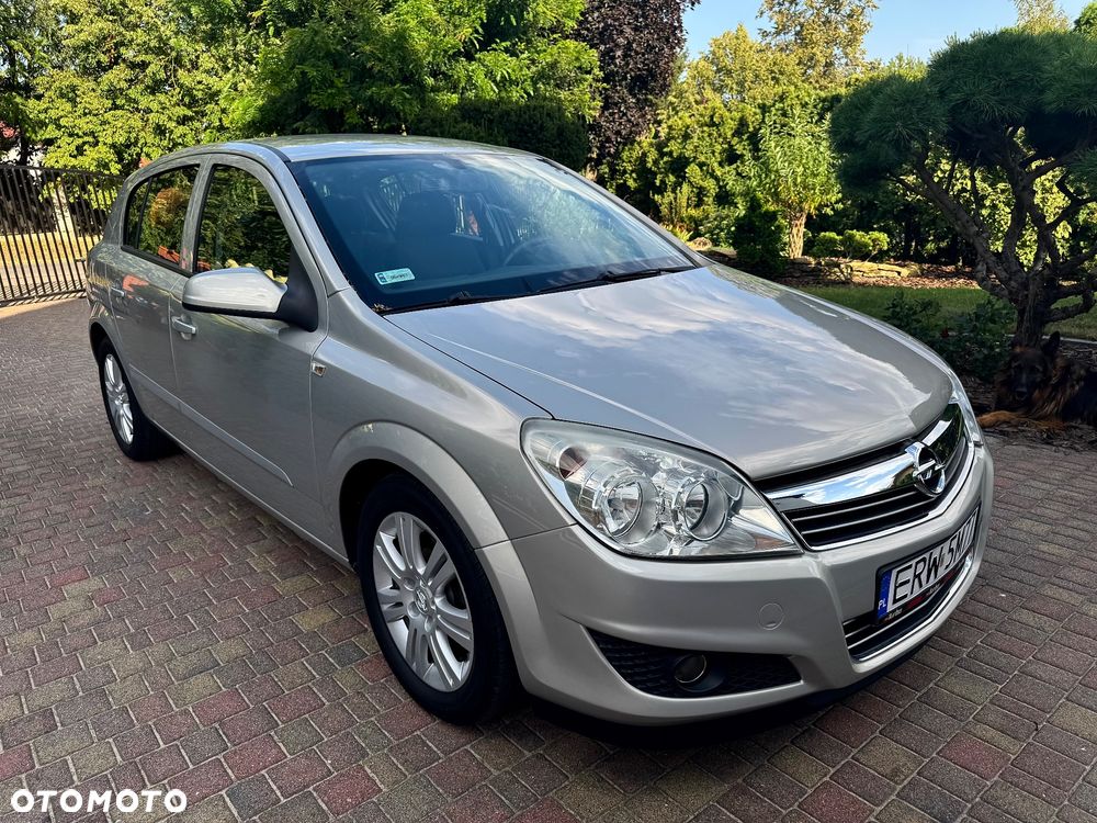 Opel Astra 1.6 Active