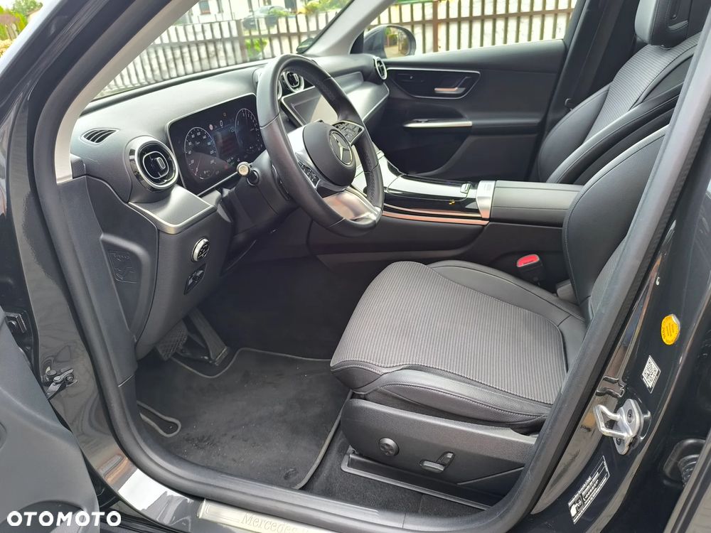 Mercedes-Benz GLC 300 e 4Matic 9G-TRONIC Edition Avantgarde - 13