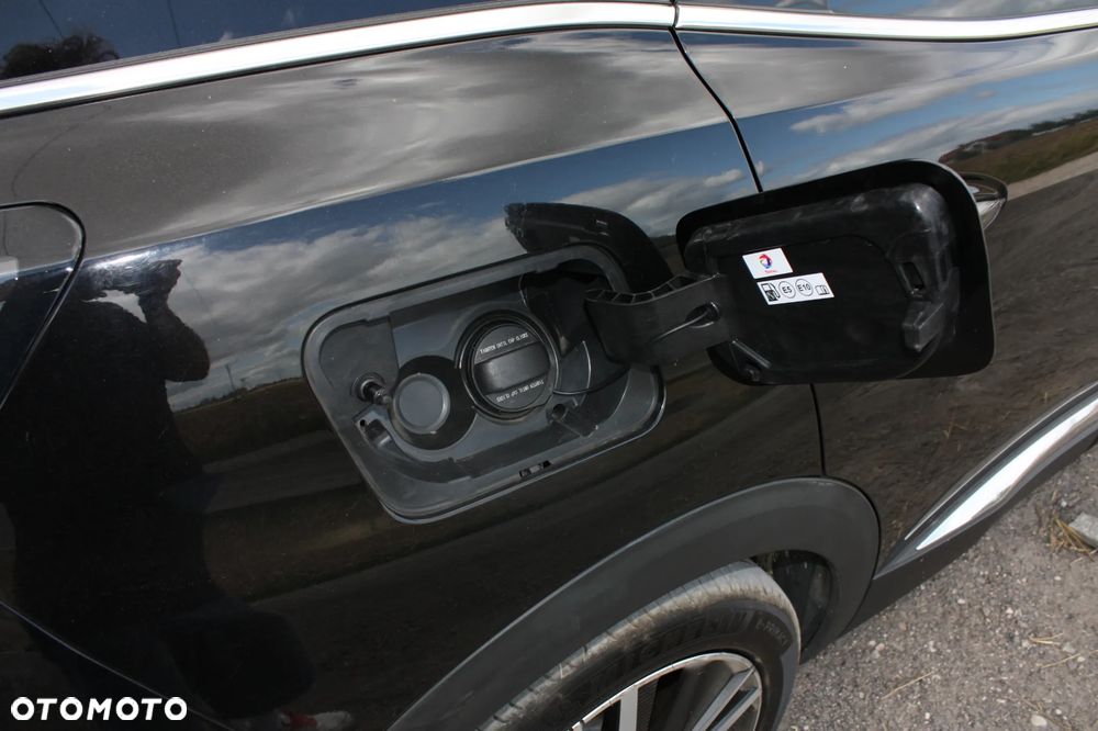 Peugeot 3008 Hybrid4 300 e-EAT8 GT - 13