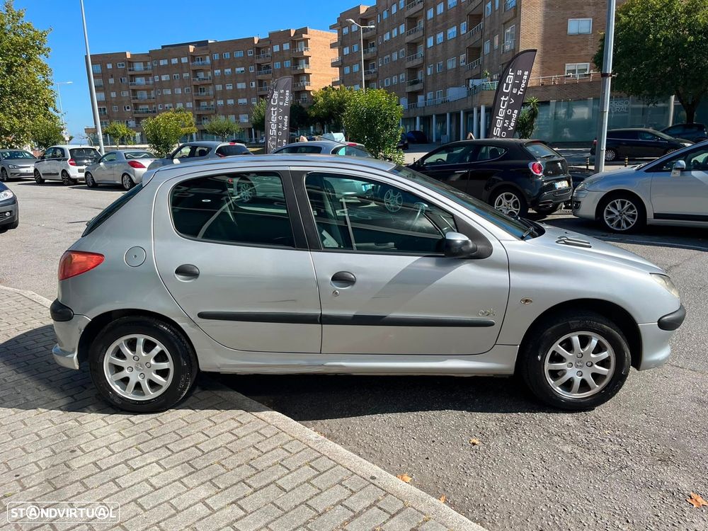 Peugeot 206 1.4 HDi XR Présence - 4