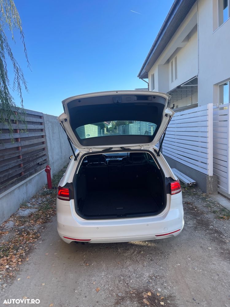Volkswagen Passat Variant 2.0 TDI DSG 4Motion Comfortline - 3
