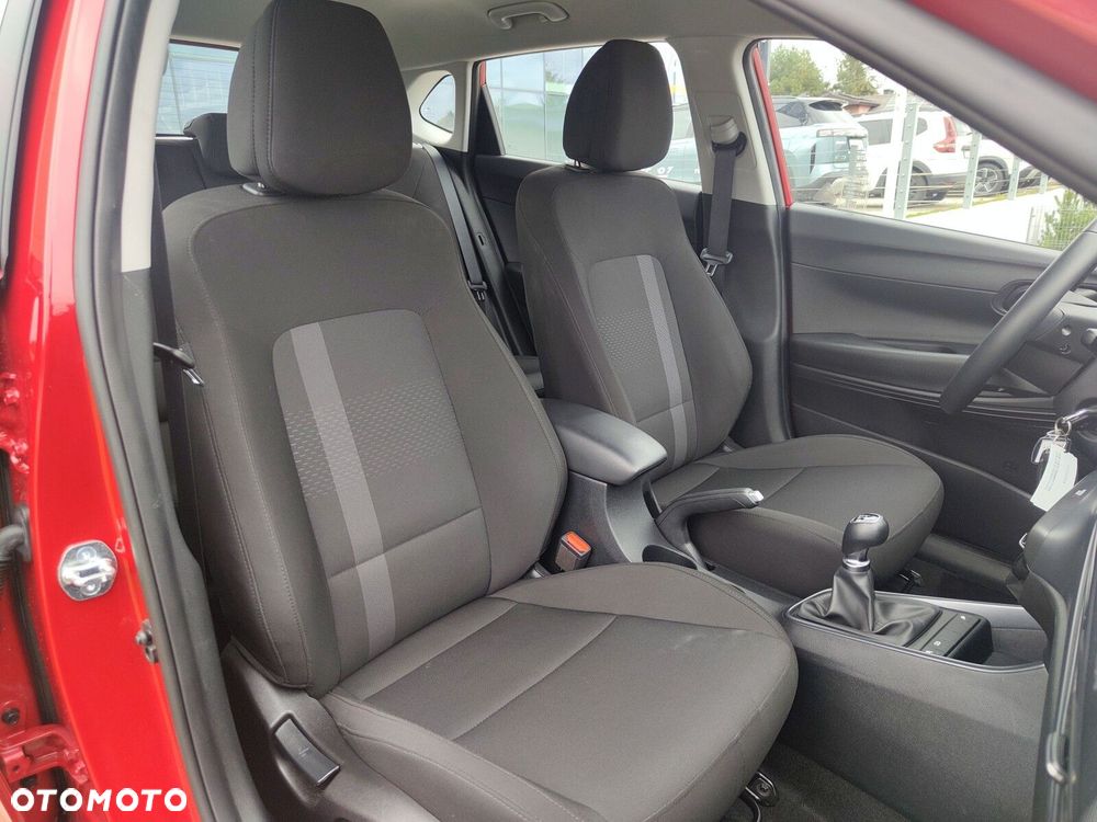 Hyundai i20 1.2 Modern - 28