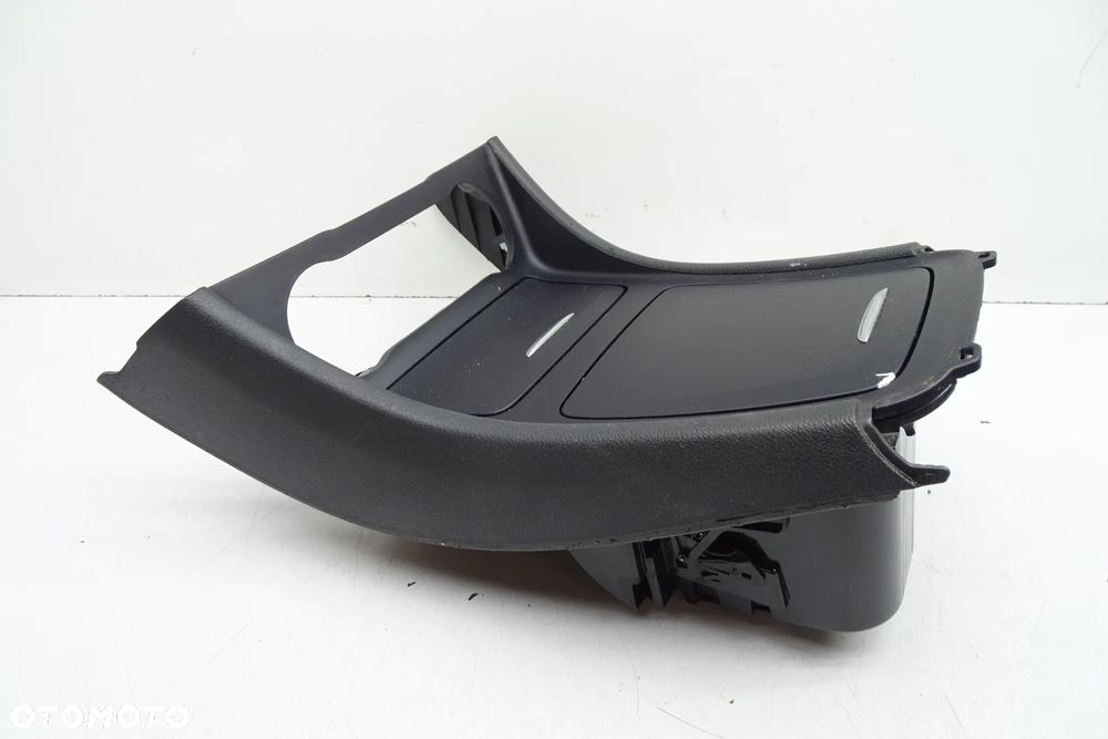 Mercedes CLA W117 A W176 Tunel środkowy Schowek 1766800471 1766801810 1766801250 - 2