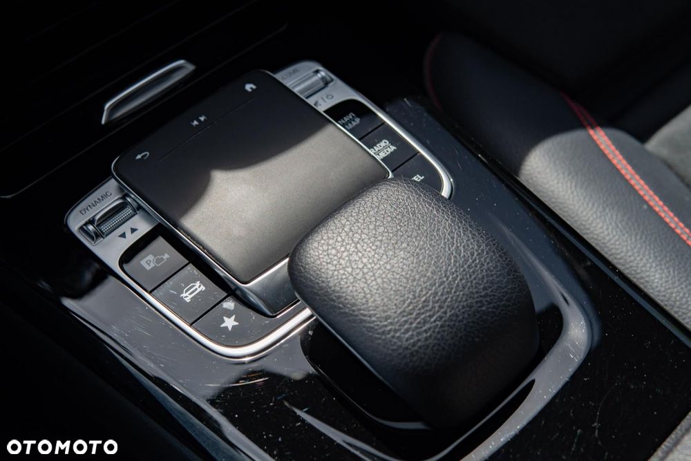 Mercedes-Benz Klasa A 200 AMG Line 7G-DCT - 18