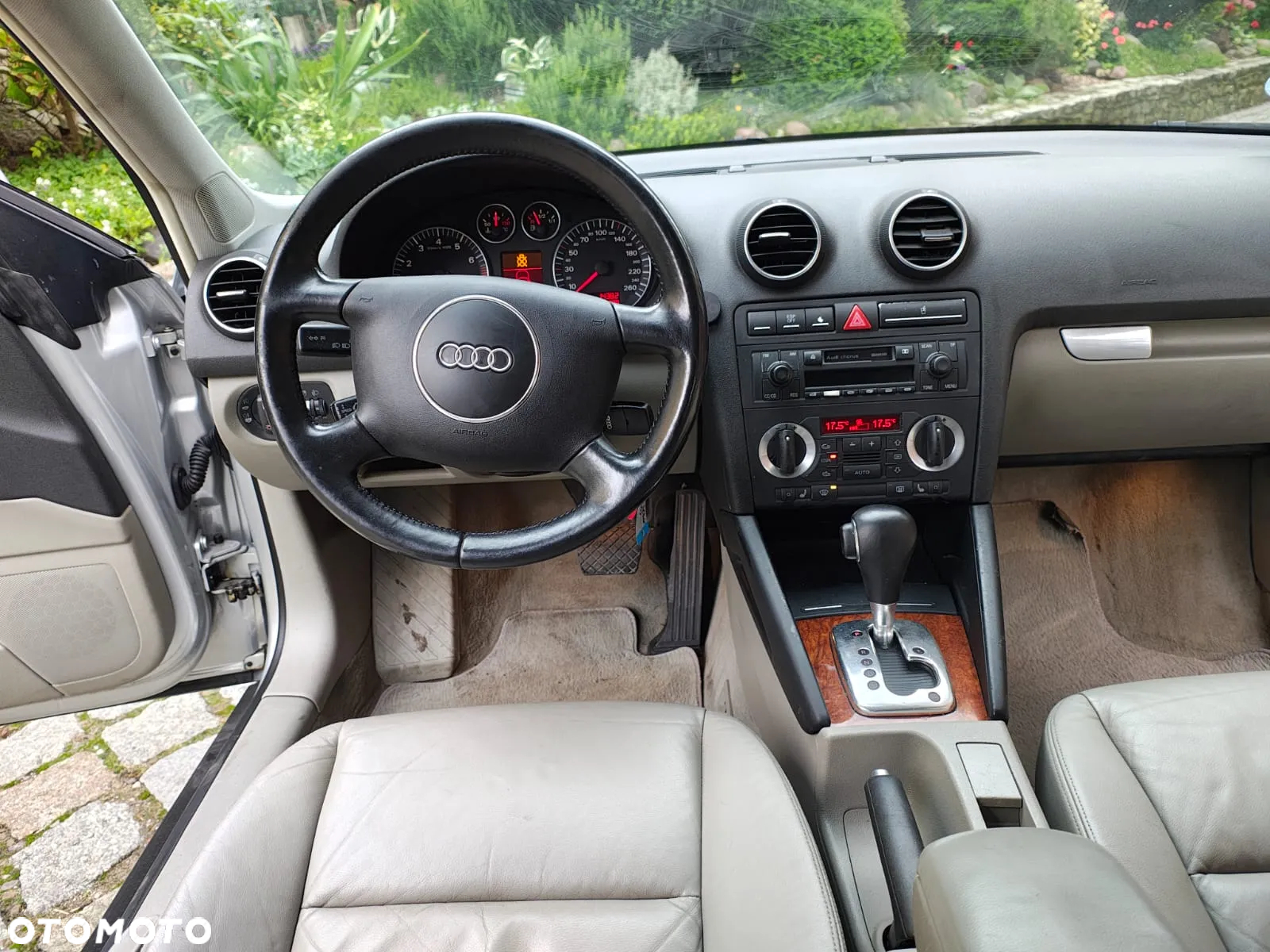 Audi A3 1.6 Ambiente - 31