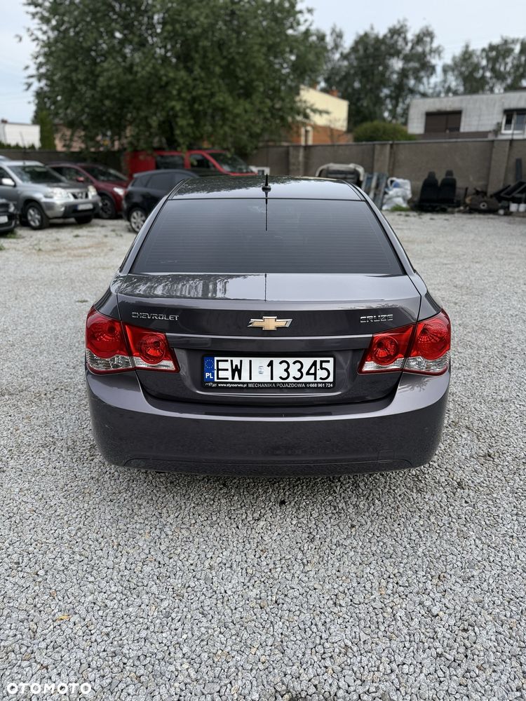 Chevrolet Cruze - 5