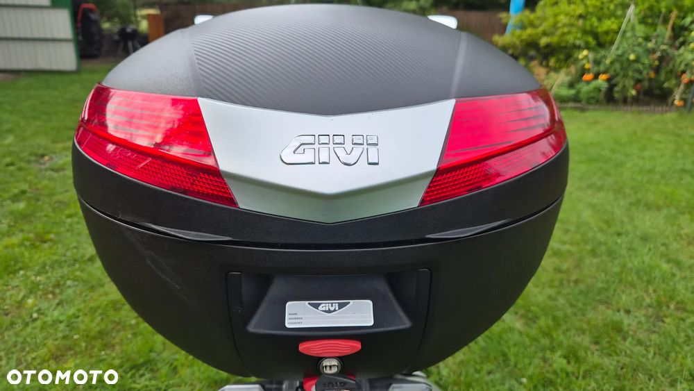 Honda CB - 9