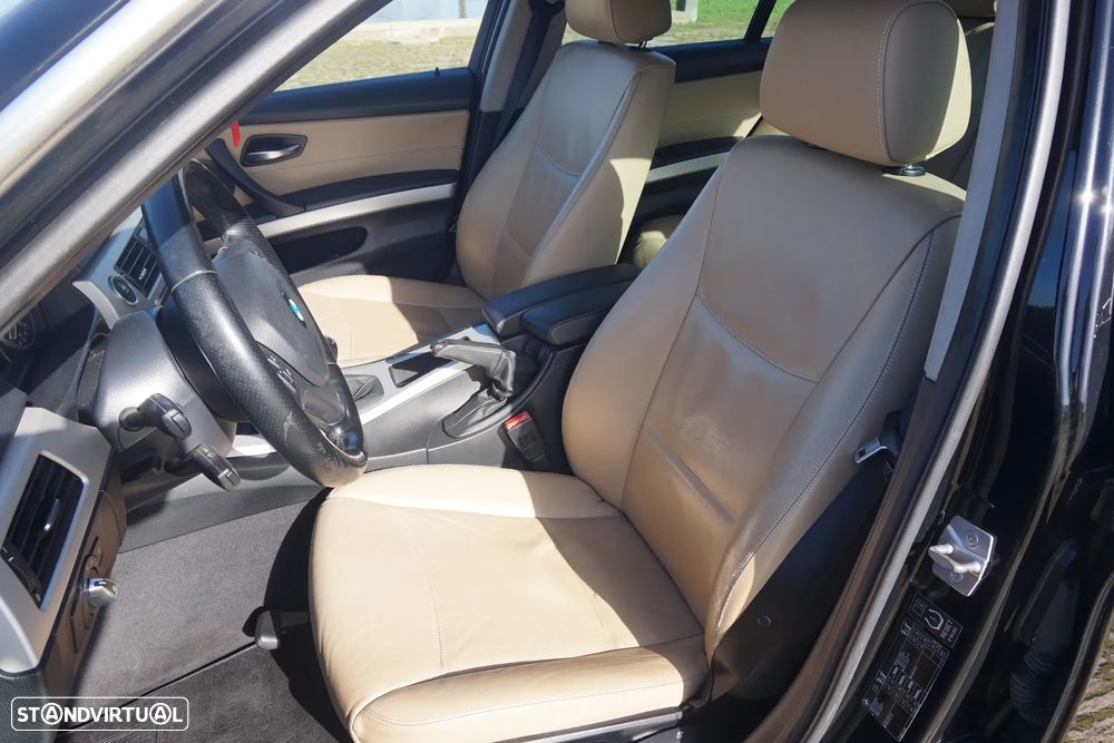 BMW 318 d Line Luxury - 20