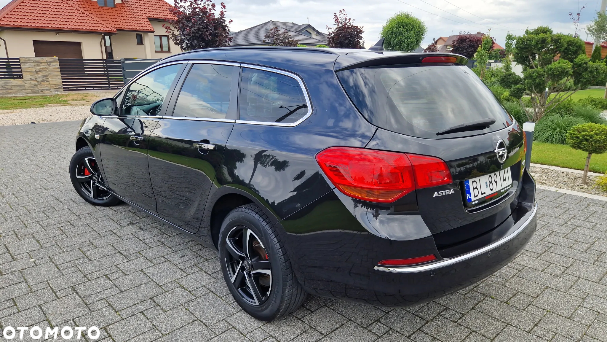 Opel Astra 1.7 CDTI DPF Cosmo - 3
