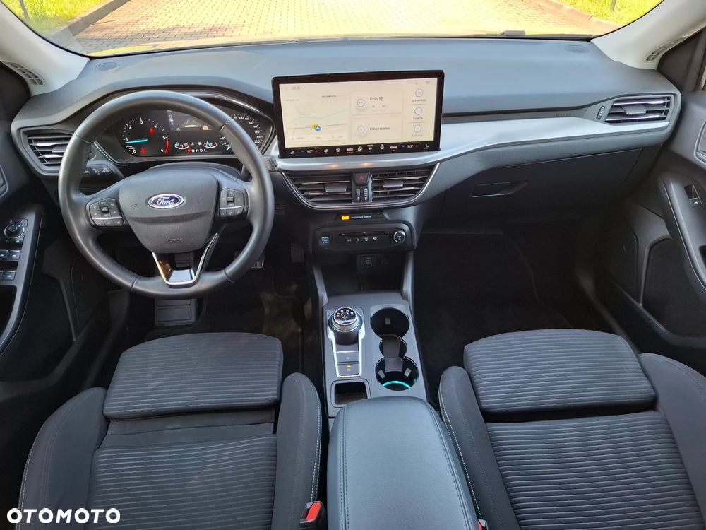 Ford Focus SW - 23