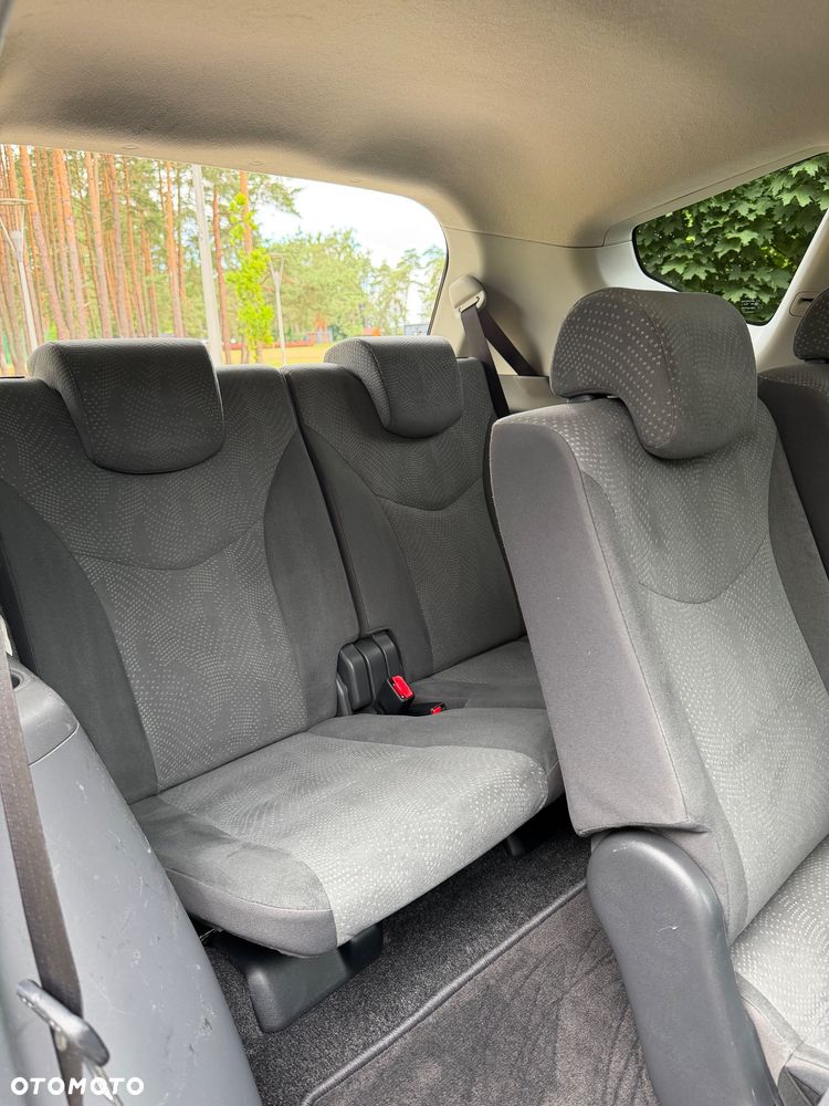 Toyota Prius+ (Hybrid) Executive - 12