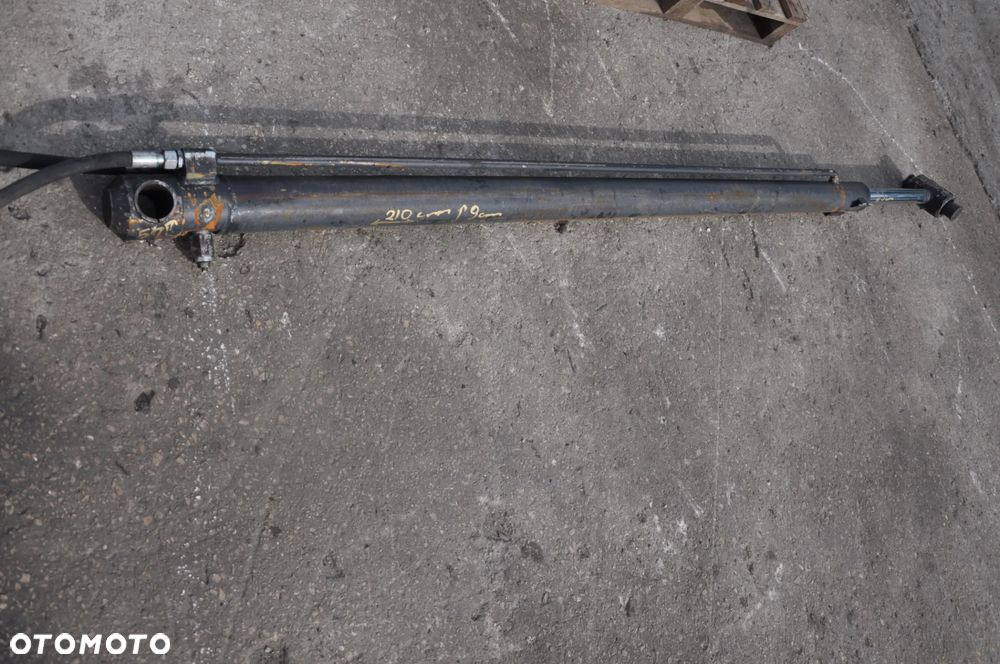 Siłownik hydrauliczny Teleskopu Terex T 350 - 3