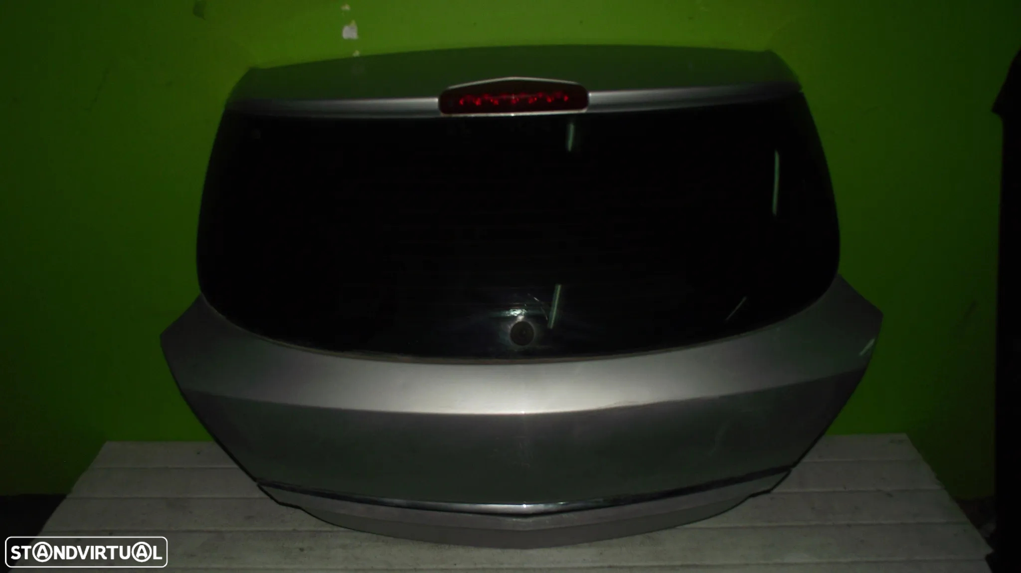 Tampa da Mala Opel Astra GTC - 2004 / 2006 - TM97 - 2