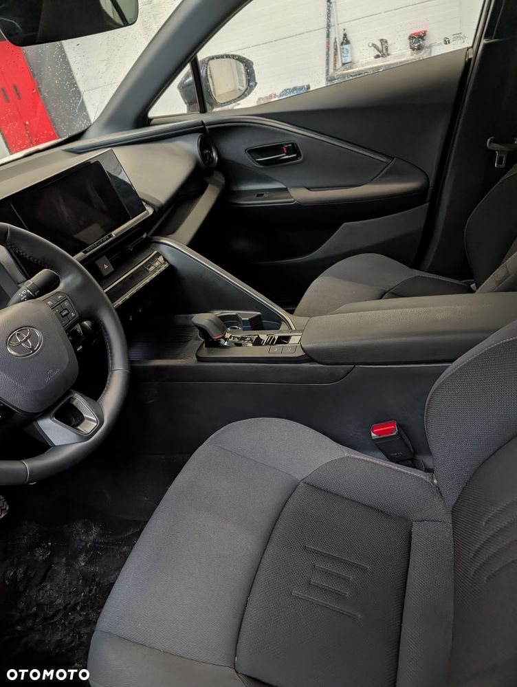Toyota C-HR 2.0 PHEV Dynamic Force Style - 25