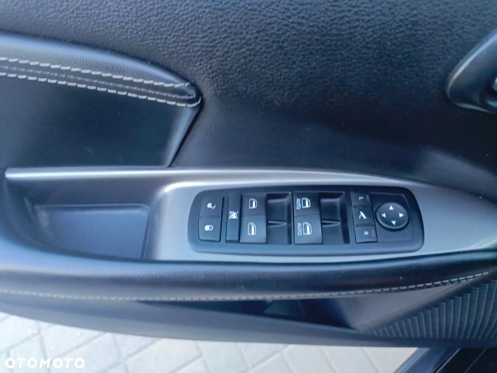Fiat Freemont 2.0 Multijet 16V DPF Automatik Allrad Black Code - 32