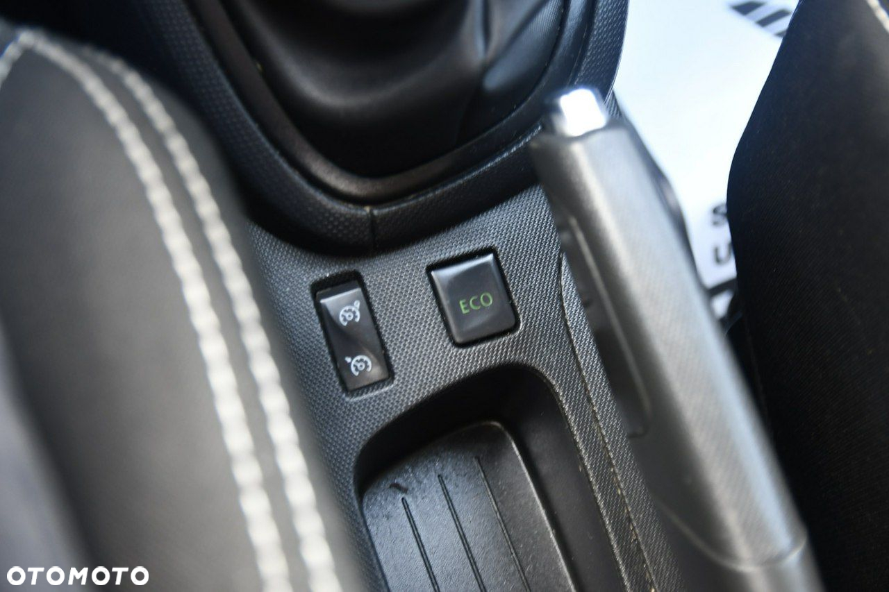 Renault Clio - 28